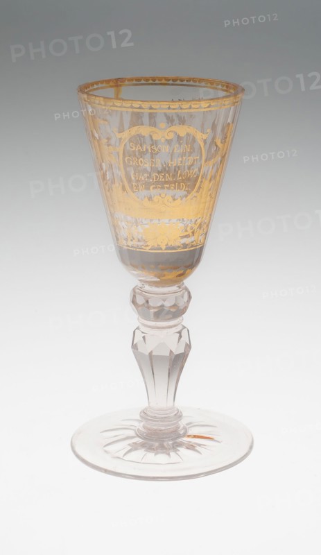 Wine Glass, Early 18th century, Bohemia, Czech Republic, Bohemia, Glass with engraved gold leaf decoration, 17.2 × 6.7 cm (6 3/4 × 2 5/8 in.)