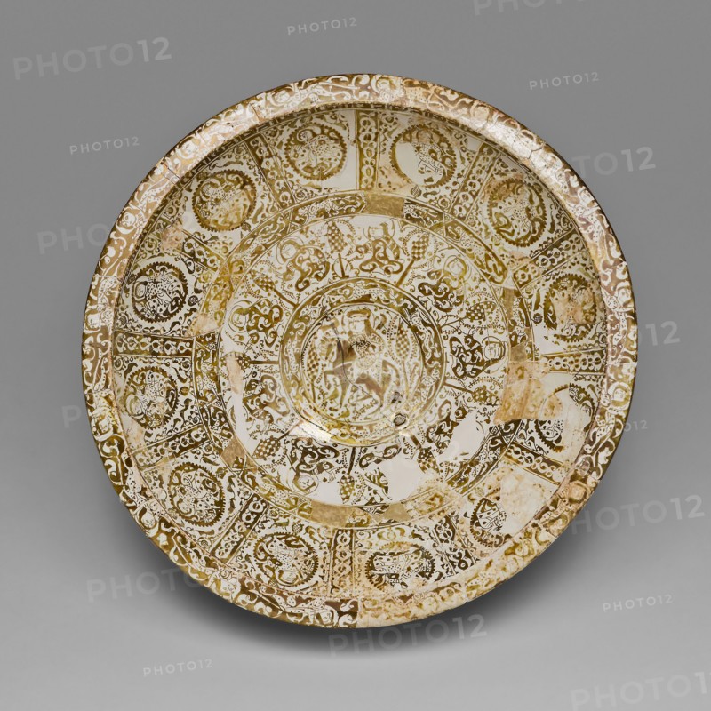 Large Luster Bowl, Seljuq dynasty (1037–1194), 12th century, dated 1191 (Safar, 587 A.H.), Iran, probably Kashan, Iran, Fritware painted in luster on an opaque white glaze, 14 × 38.5 cm (5 1/2 × 15 1/18 in.)
