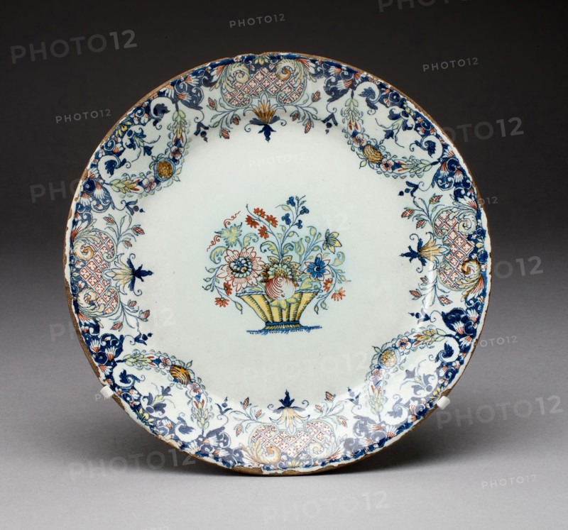 Plate, c. 1770, Rouen Potteries, French, 1526-1847, Rouen, Tin-glazed earthenware (faience), 2.9 × 24 cm (1 1/8 × 9 7/16 in.)