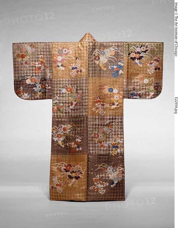 Atsuita karaori (Noh Costume), Edo period (1615–1868), 1775/1800, Japan, Silk, twill weave, gold-leaf-over-lacquered-paper strips, lined with silk, plain weave, 168.2 x 146.3 cm (66 1/4 x 57 5/8 in.)