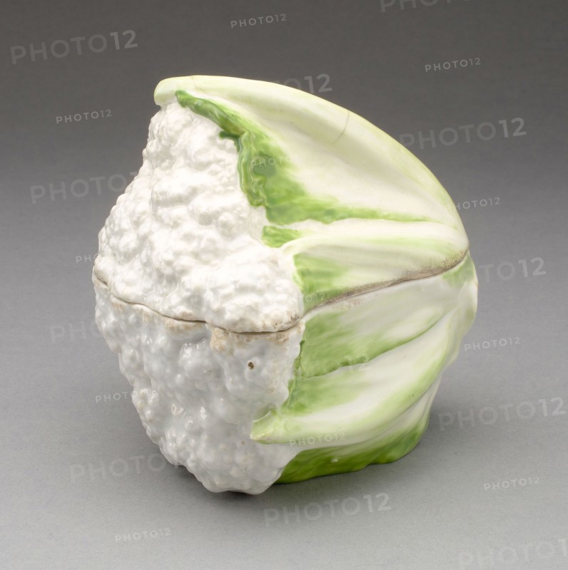 Cauliflower Tureen, c. 1755, Chelsea Porcelain Manufactory, London, England, c. 1745-1784, Chelsea, Soft-paste porcelain, polychrome enamels, 10.6 × 11.1 × 11.8 cm (4 3/16 × 4 3/8 × 4 5/8 in.)
