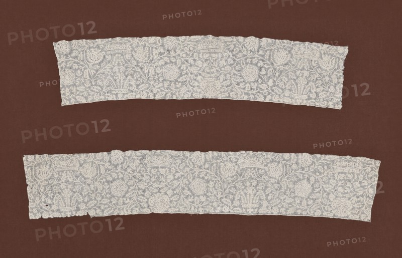 Two Fragments from a Border, 1661, England, Devonshire or Dorset, England, Linen, bobbin part lace, a: 72.4 × 13.3 cm (28 1/2 × 5 1/4 in.)