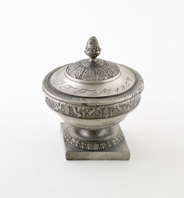 Covered Urn, Mid 19th century, Possibly Germany, Germany, Pewter, 11.4 x 9.5 cm (4 1/2 x 3 3/4 (D. lid) in.)