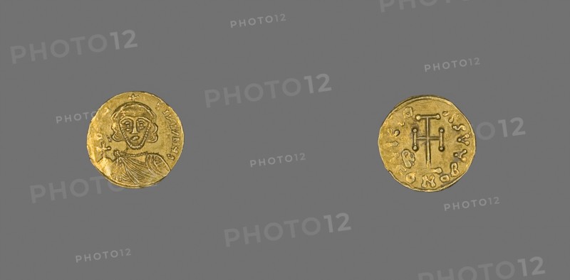 Tremissis (Coin) of Justinian II, AD 685/695, Byzantine, minted in Constantinople, Byzantine Empire, Gold, Diam. 1.4 cm, 1.38 g