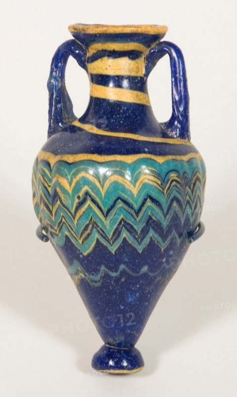 Amphoriskos (Container for Oil), late 6th/early 5th century BC, Eastern Mediterranean, possibly Rhodes, Eastern Mediterranean Region, Glass, core-formed technique, 10.1 × 4.8 × 4.8 cm (4 × 1 7/8 × 1 7/8 in.)