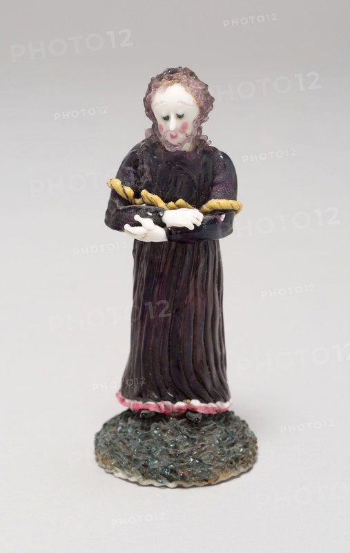 Man with Arms Crossed in Front, 1700/50, Nevers, France, Glass, lampwork (verre de Nevers), metal armature, H. 7.3 cm (2 7/8 in.)