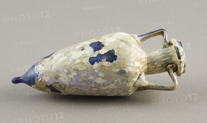 Amphora (Storage Jar), 1st/2nd century AD, Roman, Levant or Syria, Syria, Glass, blown technique, 13.7 × 5.4 × 5.4 cm (5 3/8 × 2 1/8 × 2 1/8 in.)