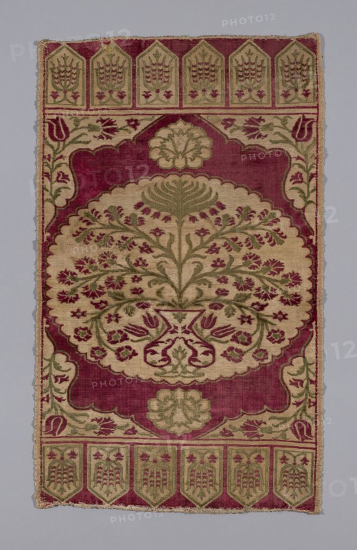 Cushion Cover, 17th century, Turkey, Bursa, Turkey, Silk, velvet, 109.7 x 65.5 cm (43 1/4 x 25 3/4 in.)