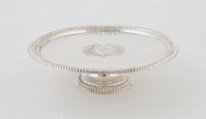 Tazza, 1697/98, Joseph Ward, English, active 1680-1726, London, England, London, Silver, 8.3 x 27.9 cm (3 1/4 x 11 in.)
