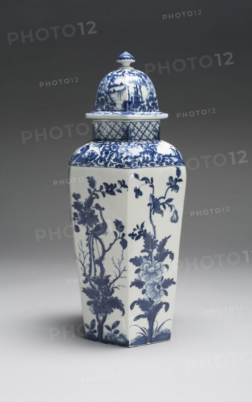 Vase with Cover (one of a pair), c. 1760, Worcester Porcelain Factory, Worcester, England, founded 1751, Worcester, Soft-paste porcelain with underglaze blue decoration, 38.1 × 17.5 cm (15 × 6 7/8 in.)