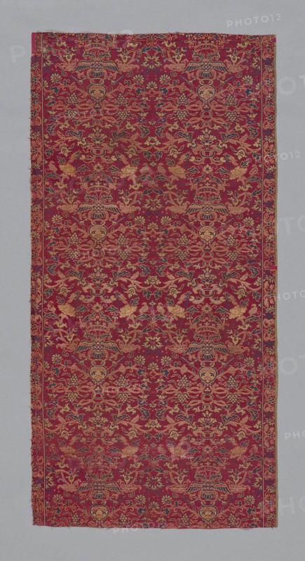Panel (Furnishing Fabric), late Ming (1368–1644) or early Qing dynasty (1644–1912), China, Guangzhou (Canton) or Macao, Macao, Silk, warp-float faced satin weave self-patterned by ground wefts bound in twill interlacings, 105.7 x 52.7 cm (41 5/8 x 20 3/4 in.)