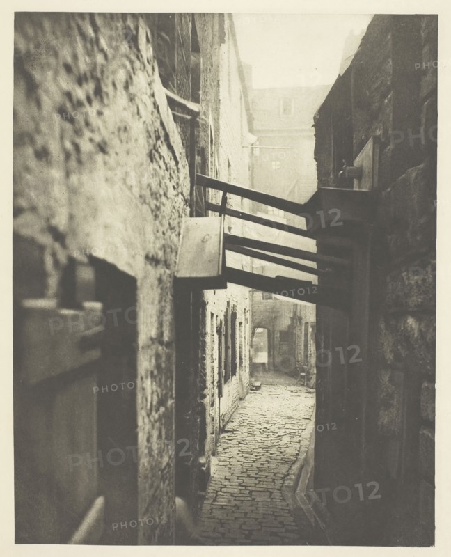 Close No. 83 High Street, 1868, Thomas Annan, Scottish, 1829–1887, Scotland, Photogravure, plate 10 from the book "The Old Closes & Streets of Glasgow" (1900), 22.2 x 17.6 cm (image), 38.2 x 27.3 cm (paper)