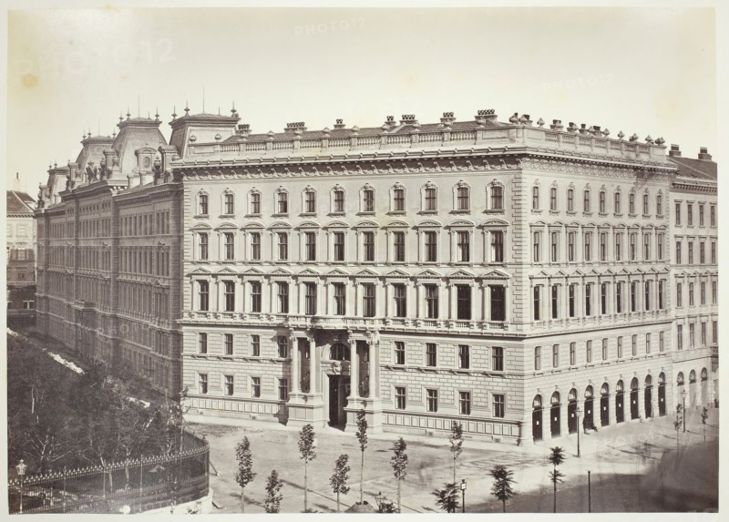 Opern-Ring No. 10, Wohnhaus des Fried. Ritter von Schey, 1860s, Austrian, 19th century, Austria, Albumen print, 24.3 × 34 cm (image/paper), 42.8 × 61.3 cm (album page)