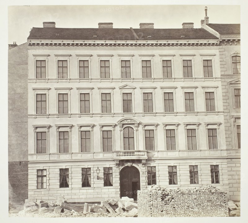 Elisabethstraße No. 20, Wohnhaus des Herrn E. von Dusy, 1860s, Austrian, 19th century, Austria, Albumen print, 29.2 × 32.2 cm (image/paper), 42.6 × 61.2 cm (album page)