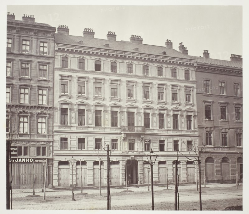 Kärnthner-Ring No. 6, Wohnhaus des Herrn A. J. H. Kann, 1860s, Austrian, 19th century, Austria, Albumen print, 25 × 28.8 cm (image/paper), 42.8 × 61.2 cm (album page)