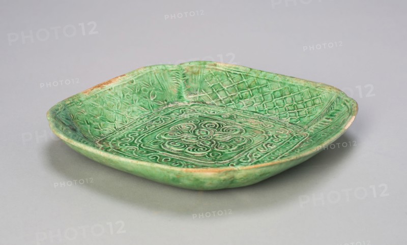 Square Dish with Flared, Scalloped Sides and Floral and Butterfly Design, Liao dynasty (907–1125), 11th century, China, Earthenware with lead green glaze and underglaze molded decoration, 2.1 × 13.5 × 13.3 cm (13/16 × 5 5/16 × 5 1/4 in.)