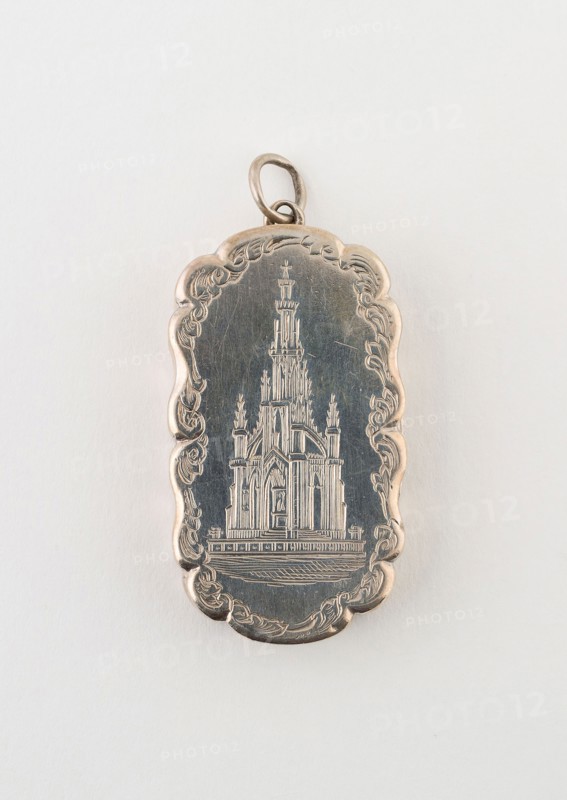 Vinaigrette with View of Sir Walter Scott Memorial, c. 1876/77, Marked FM, Birmingham, England, Birmingham, Silver and silver gilt, 4.8 × 2.5 cm (1 7/8 × 1 in.)
