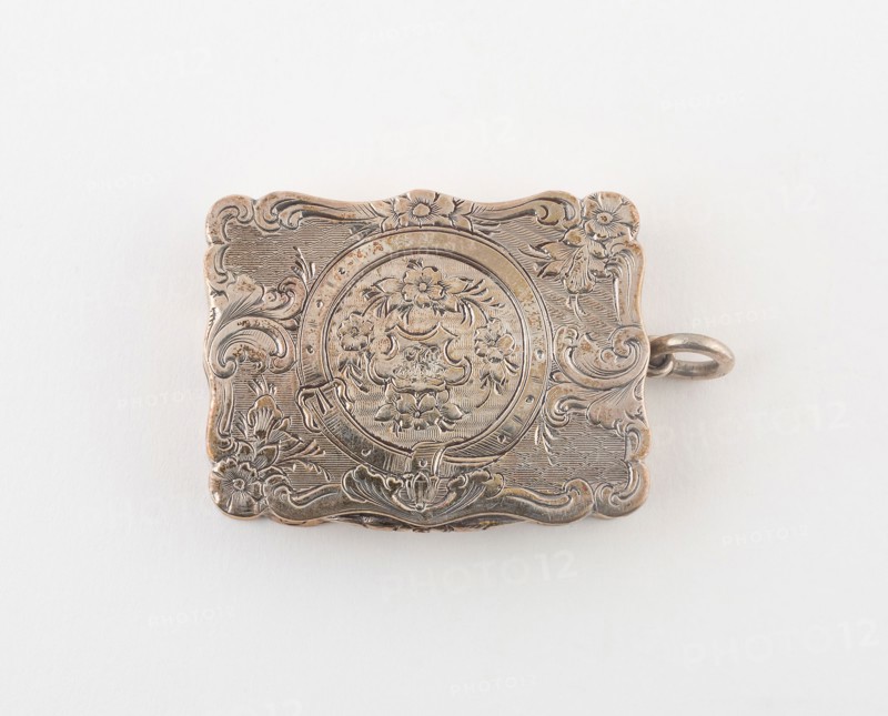 Vinaigrette, c. 1857/58, Marked A&S, Birmingham, England, Birmingham, Silver and silver gilt, 4.5 × 3.8 cm (1 3/4 × 1 1/2 in.)
