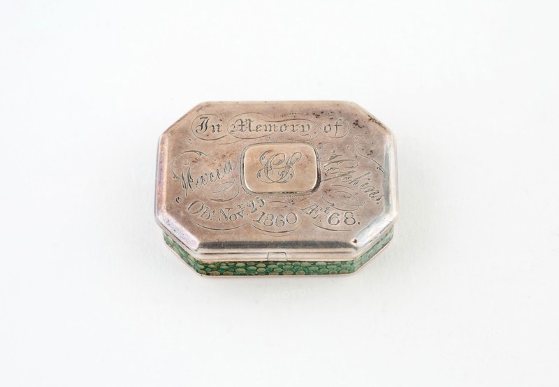Vinaigrette, c. 1829, Possibly London, England, London, Silver, silver gilt, and shagreen, 4.1 x 3.2 cm (1 5/8 x 1 1/4 in.)