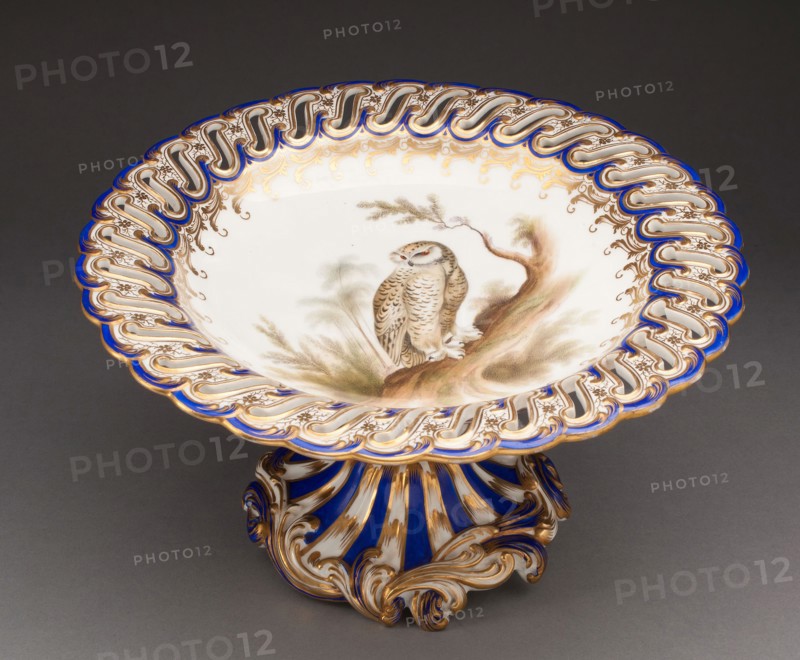 Compote, 1849, Chamberlain and Company, Worcester, England, 1840-1852, Soft-paste porcelain with polychrome enamels and gilding, 12.6 × 24.4 × 24.4 cm (4 15/16 × 9 5/8 × 9 5/8 in.)