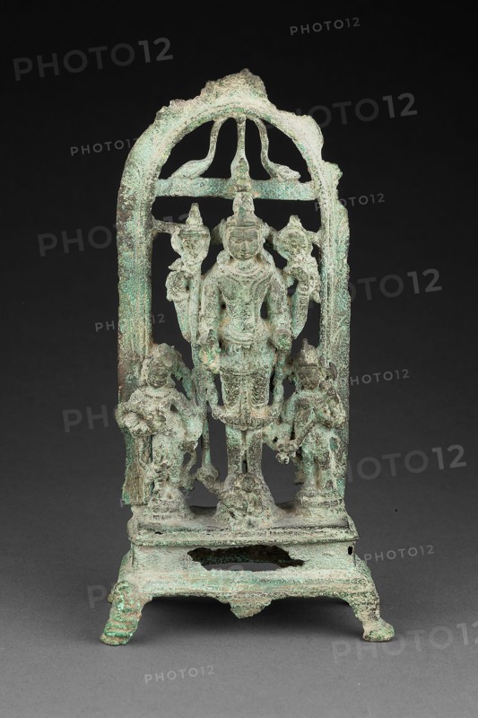 God Vishnu with Lakshmi and Sarasvati, Pala period, 10th/11th century, India, Bengal, Bengal, Bronze, 15.7 × 8 × 5.3 cm (6 3/16 × 3 1/8 × 2 1/16 in.)
