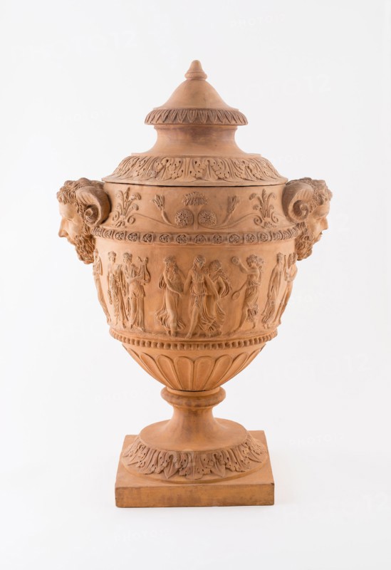 Urn, 1775/1800, England or France, England, Terracotta, 58.8 × 36.8 × 44.9 cm (23 1/4 × 14 9/16 × 17 3/4 in.)