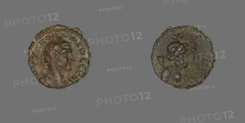 Tetradrachm (Coin) Portraying Emperor Claudius Gothicus, AD 268/270, Roman, minted in Alexandria, Egypt, Egypt, Billon, Diam. 2.1 cm, 9.20 g