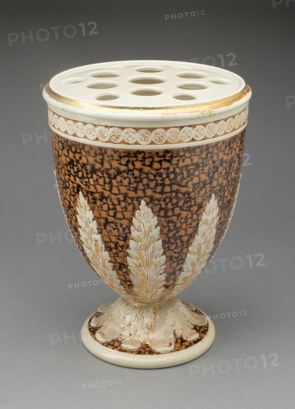Flower Vase, 1785/1800, Wedgwood Manufactory, England, founded 1759, Burslem, Stoneware (creamware) with polychrome enamels and gilding, H. 23.1 cm (9 1/8 in.), diam. 16.5 cm (6 1/2 in.)