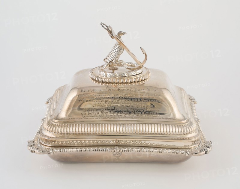 Entree Dish with Cover from the Hood Service, 1806/07, Paul Storr, English, 1771-1844, London, England, London, Sterling silver, 22.2 x 28.6 x 24.3 cm (8 3/4 x 11 1/4 x 9 1/2 in.)