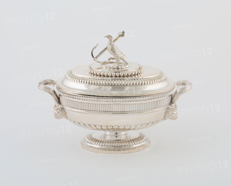 Sauce Tureen and Cover from the Hood Service, 1807/08, Paul Storr, English, 1771-1844, London, England, Sterling silver, 17.8 × 22.9 × 13 cm (7 × 9 × 5 1/8 in.)