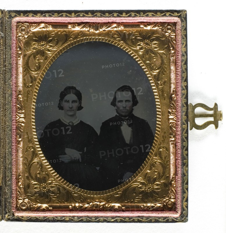 Untitled, 1839/99, 19th century, Unknown Place, Ambrotype, 8.3 x 7 cm (plate), 9.3 x 8 x 1.5 cm (case)