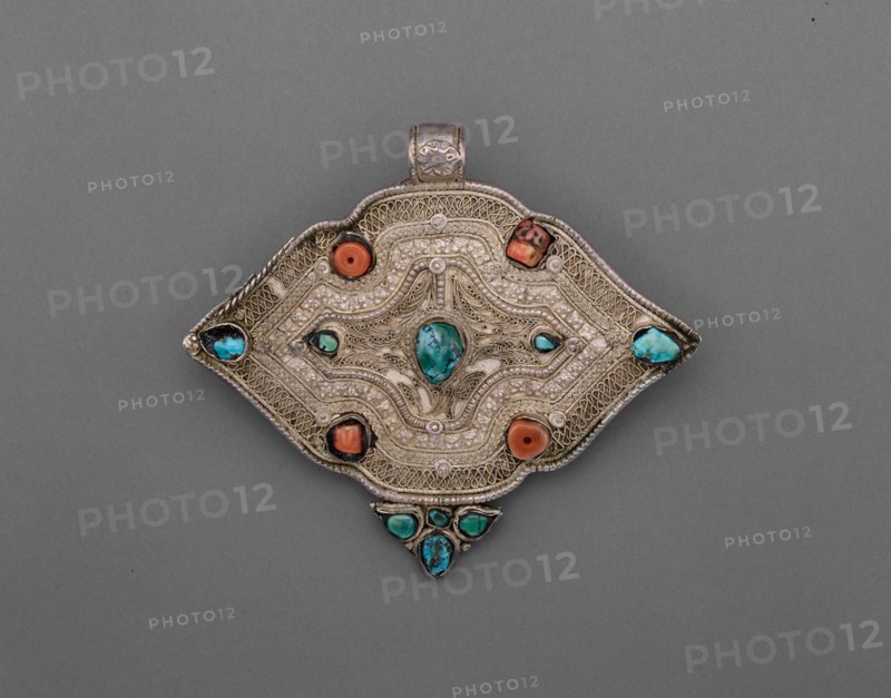 Silver Clasp, 18th century, Tibet, Tibet, Silver, coral, turquoise, 11 x 9.8 x 1.7 cm ( 4 5/16 x 3 7/8 x 11/16 in.)