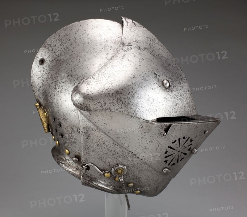 Close Helmet for the Tourney, c. 1580, South German, Augsburg, Augsburg, Steel, brass, and leather, H. 30.5 cm (12 in.)