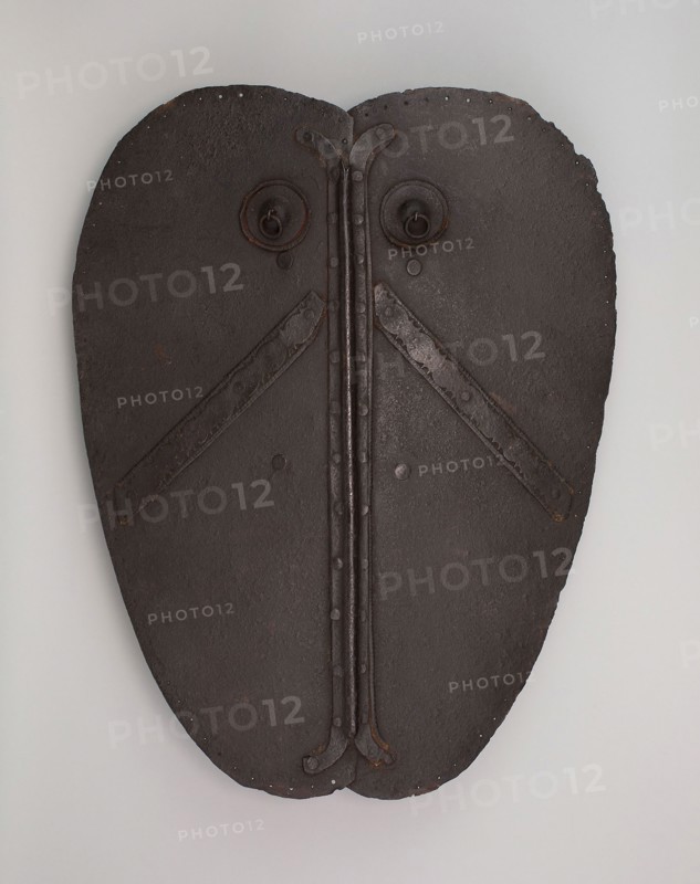 Adarga (Shield), 1800/1900 (copy of 15th century Spanish style), Hispano-Mauresque, in the style of, Spain, Iron, 56.2 x 43.2 cm (22 1/8 x 17 in.)