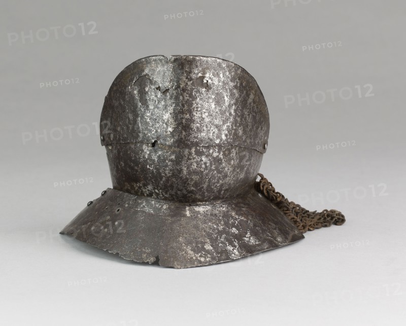 Bevor (Falling Buff), c. 1500, Spanish (Possibly), Spain, Steel