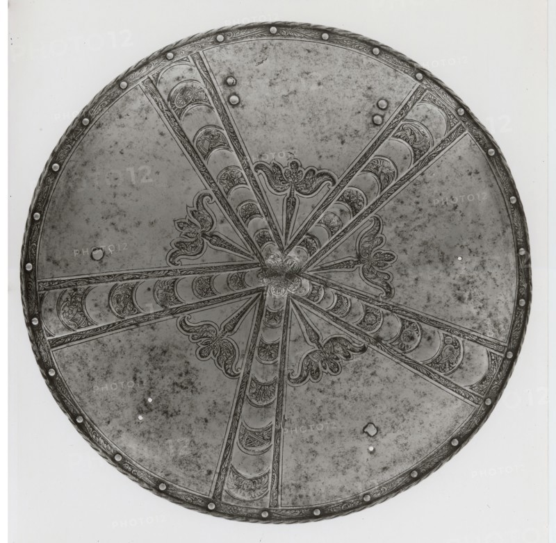 Targe (Shield), 1550/60, South German, probably Augsburg, Augsburg, Steel, brass, and iron, Diam. 53.3 cm (21 in.)