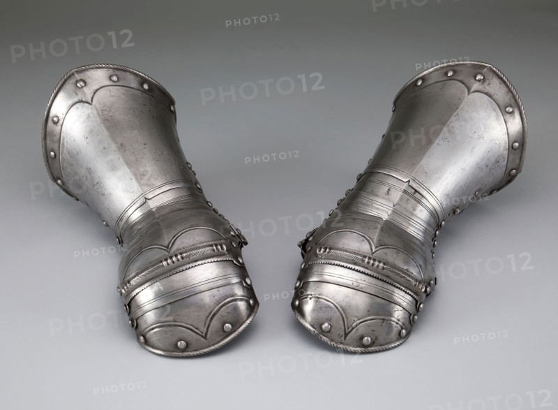 Pair of Mitten Gauntlets, c. 1570, German, probably Brunswick, Brunswick, Steel, L. 27.3 cm (10 3/4 in.)