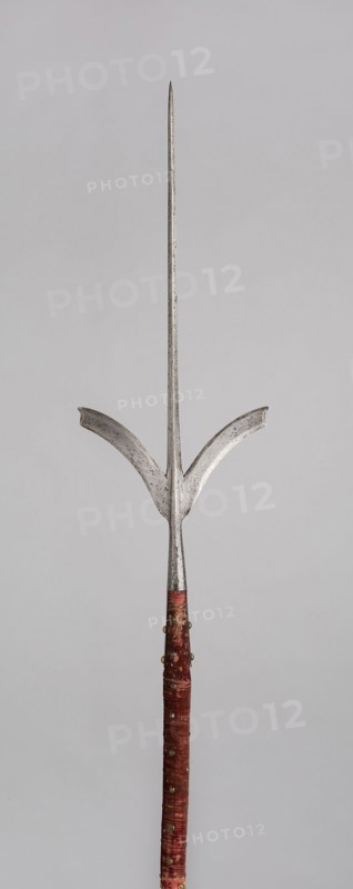 Friuli Spear, late 16th century, European, Europe, Steel, wood (chestnut), brass, and velvet, Blade L. 71.1 cm (28 in.)