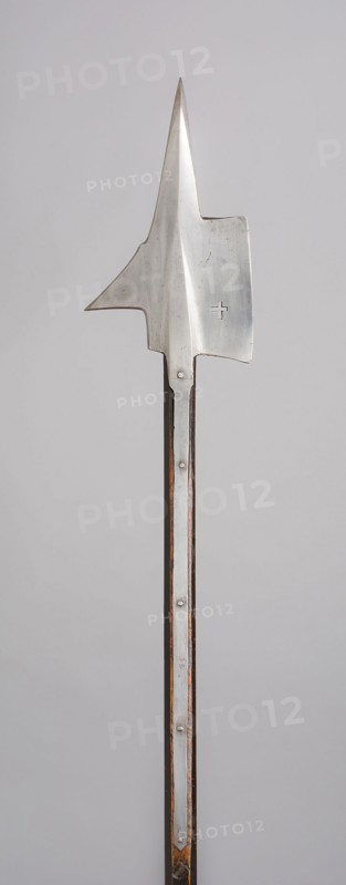 Halberd, 1663/81, Possibly Lamprecht Koller, Swiss, Zurich, Zürich, Steel, wood (ash), and paint, L. 212.1 cm (83 1/2 in.)