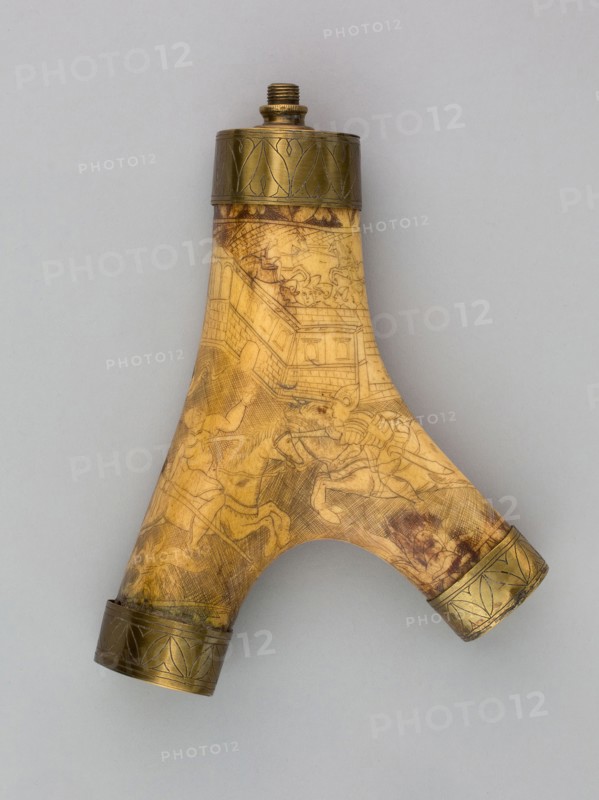 Powder Horn, 1560, German, Germany, Staghorn, brass, L. 27.9 cm (11 in.)