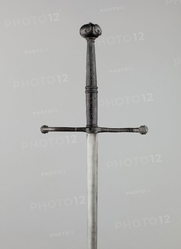 Thrusting Sword (Estoc), 1525/40, German, Germany, Steel, wood, and leather, Overall L. 118.5 cm (46 3/4 in.)