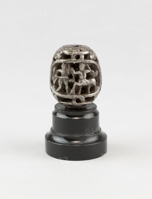 Sword Pommel, early 17th century, German, Germany, Iron, Overall
