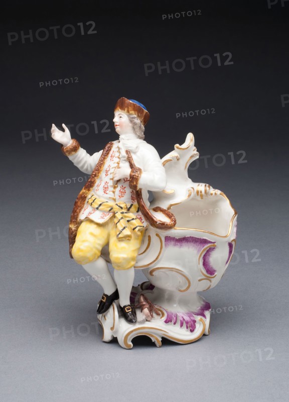 Salt Cellar, 1762–1770, Johann Fredrich Lück, German, d. 1797, Frankenthal, Hard-paste porcelain, polychrome enamels, and gilding, H. 14.1 cm (5 9/16 in.)