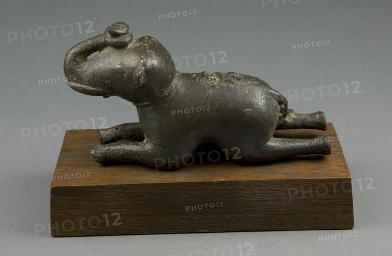 Seated Elephant, Sukhothai period, late 14th century, Thailand, Thailand, Bronze, 9.1 x 17.1 x 5.7 cm (3 5/8 x 6 3/4 x 2 1/4 in.)