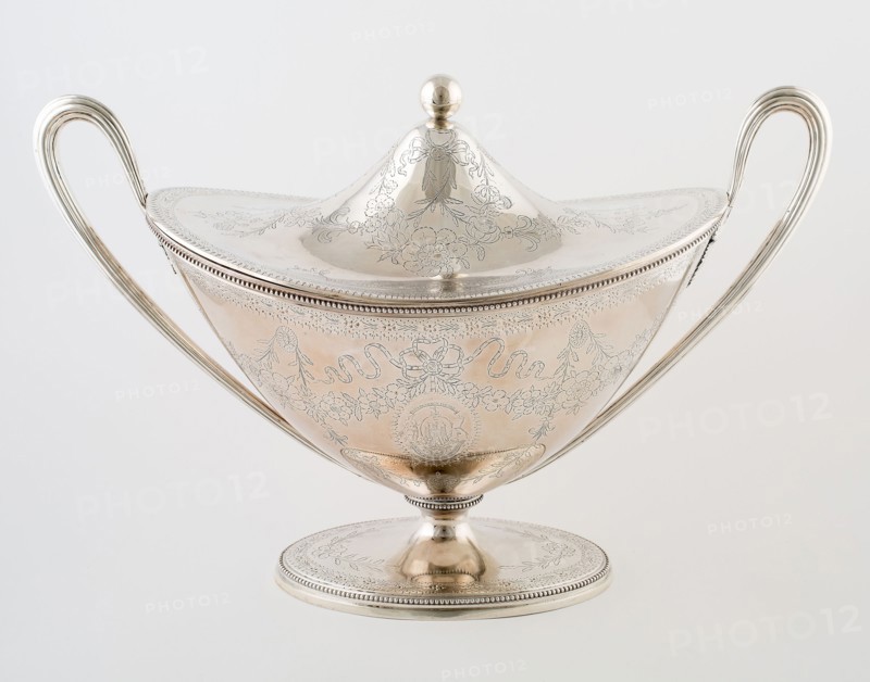 Tureen with Cover, 1783/84, William Davie, Scottish, active after 1740, Edinburgh, Scotland, Edinburgh, Sterling silver, 32.8 × 47.7 cm (8 8/16 × 18 3/4 in.)