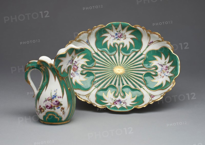 Ewer and Basin (Pot a l’Eau et jatte Feuille d’Eau), 1756/60, Sèvres Porcelain Manufactory, French, founded 1740, Designed by Jean-Claude Duplessis (probably), (French, fl. 1745/48-1774, d. 1783), Sèvres, Soft-paste porcelain, polychrome enamels and gilding, Ewer height: 7.5 cm (6 7/8 in.)