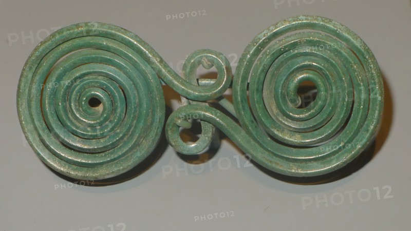 Fibula (Garment Pin), Geometric Period (about 800 BC), Greek, probably from Southern Italy, Southern Italy, Bronze, 4.3 × 10 × 1.2 cm (1 3/4 × 25.4 × 1/2 in.)