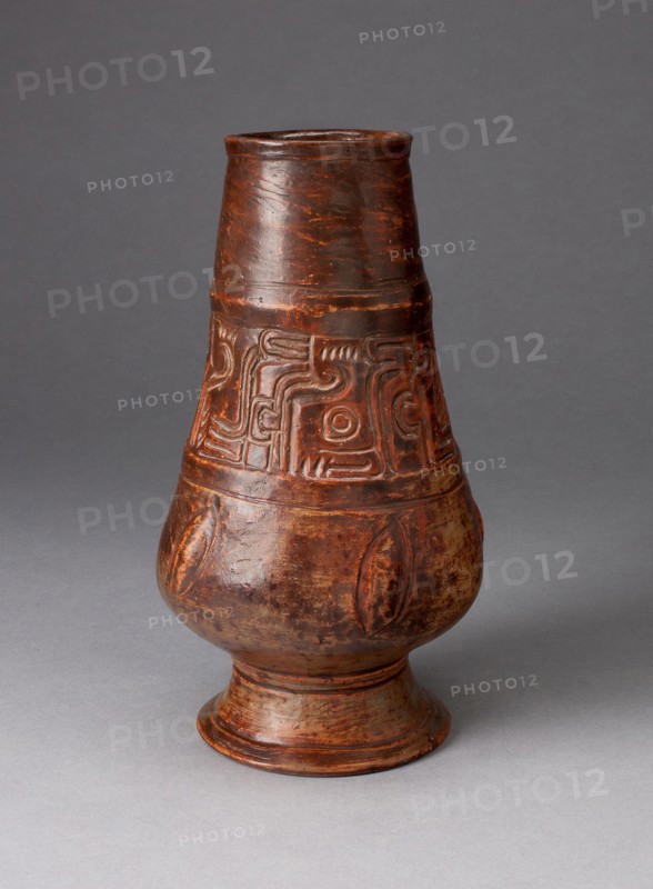 Footed Jar Incised with Pseudo-Gylphs, A.D. 250/600, Maya, Mexico or Guatemala, México, Ceramic and pigment