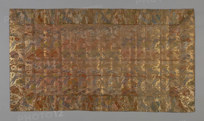Kesa, late Edo period (1789–1868), early 19th century, Japan, Silk and gold-leaf-over-lacquered-paper strip, warp-float faced 2:1 'Z' twill weave with weft-float faced 1:2 'S' interlacings of secondary binding warp and supplementary patterning wefts, lined with silk, plain weave, 112.3 x 203.3 cm (44 1/6 x 80 in.)