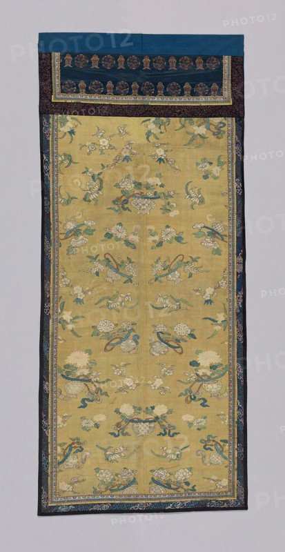 Panel, Qing dynasty (1644–1911), 1775/1800, Manchu, China, Center: silk and gold-leaf-over-lacquered-paper-strip-wrapped silk, slit tapestry weave (kossu), painted, inner tape: silk and gold-leaf-over-lacquered-paper-strip-wrapped cotton, plain weave with supplementary patterning warps, outer tape: silk, warp-float faced 7:1 satin weave self-patterned by complementary ground weft floats, edged with cotton, warp-float faced 4:1 satin weave, glazed, backed with cotton, plain weave, 167 × 73.8 cm (65 3/4 × 29 in.)